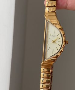 Golden Vintage Wristwatch – Luxurious Crescent-Shaped Dial, High-End Craftsmanship